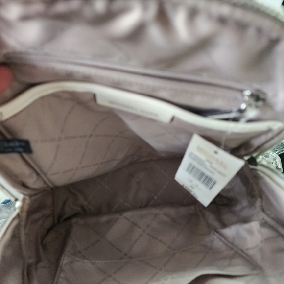 Michael kors backpack NWT - Picture 3 of 4